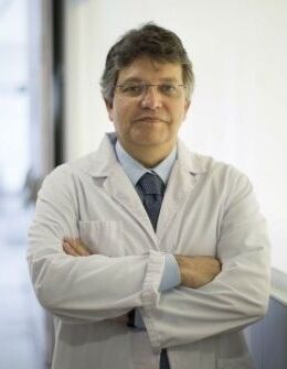 Doctor Zirujau plastikoa Agus Lahera León